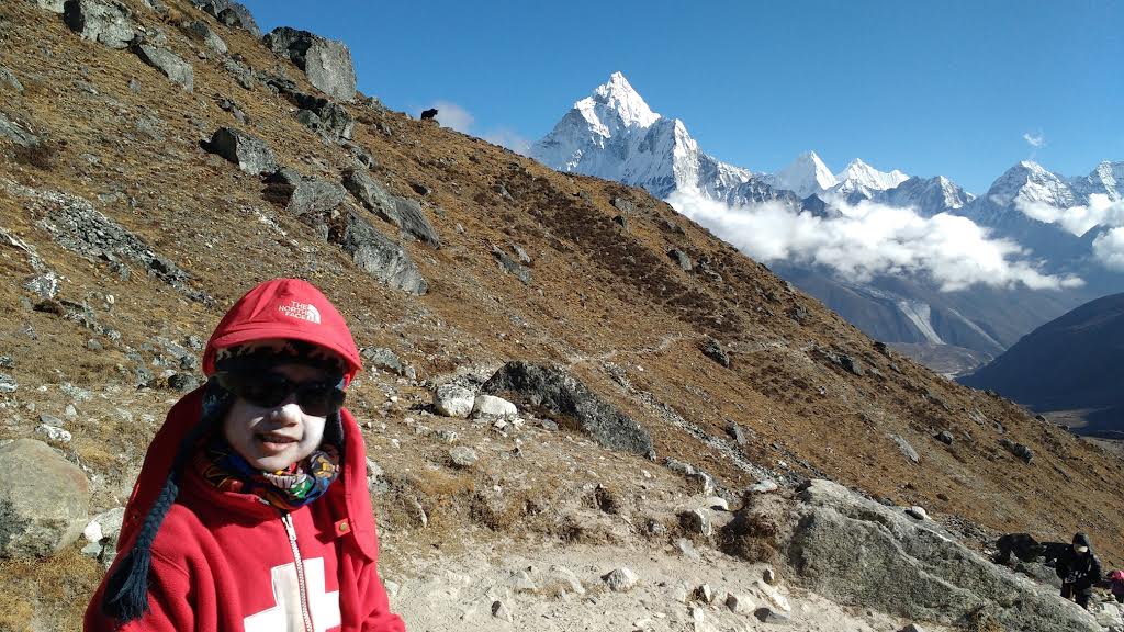 पुण्यातील सहा वर्षांचा अद्वैत ठरला  एव्हरेस्ट बेस कॅम्प गाठणारा सर्वांत छोटा भारतीय