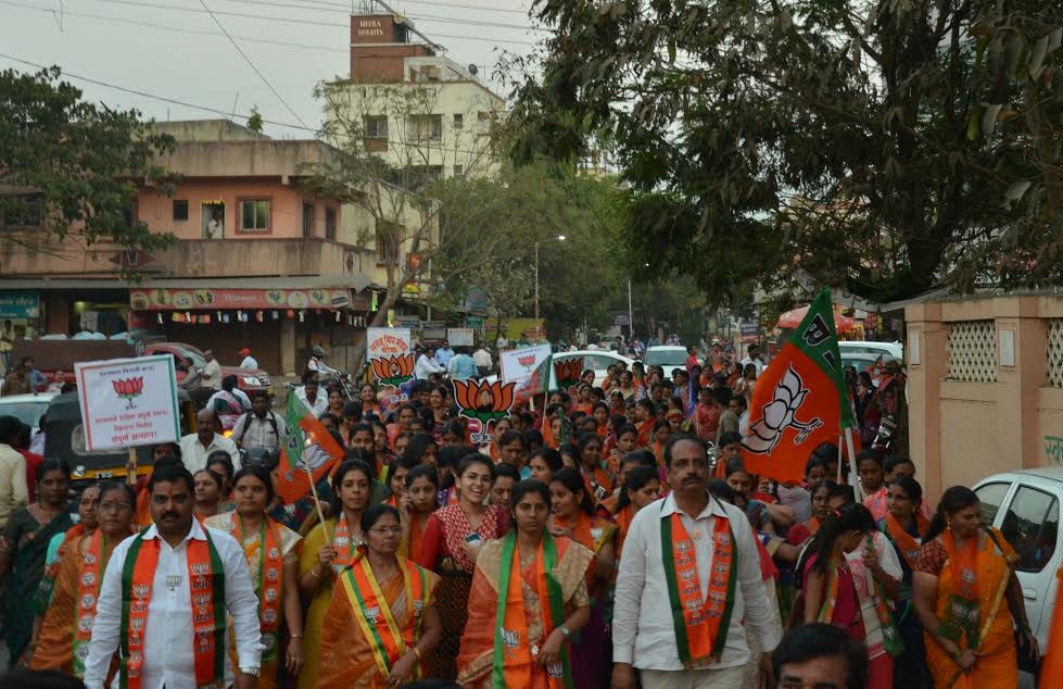 तीन महापौर हडपसरचे, सत्ता राष्ट्रवादीची , तरीही वाहतूक समस्या उग्र च ... मग राष्ट्रवादीने केले काय ?