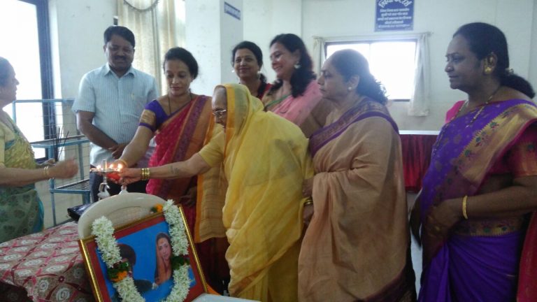 कर्तृत्ववान महिलांचा सन्मान