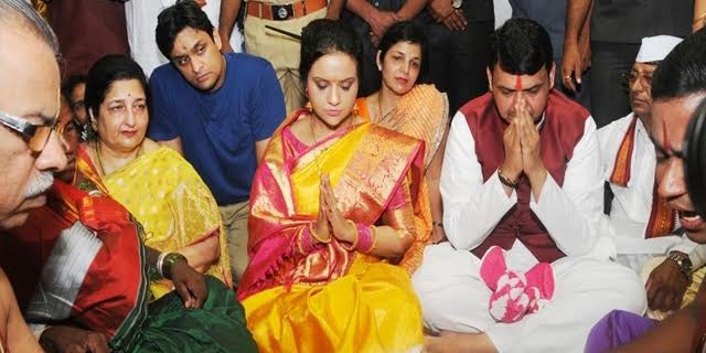 मुख्यमंत्र्यांचा सपत्नीक हरिनामाचा गजर … मंत्रीगणांनी केला जयघोष