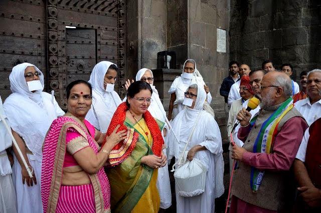 चातुर्मासनिमित्त सादडी सदनमध्ये मंगल प्रवेश संपन्न