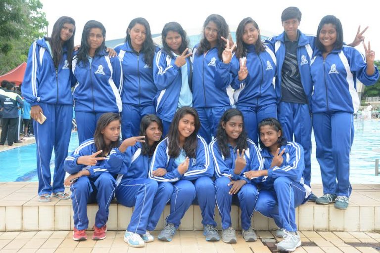 44 व्या ग्लेनमार्क ज्युनिअर राष्ट्रीय जलतरण स्पर्धेत मुले व मुलींच्या गटात बंगाल संघाला विजेतेपद  महाराष्ट्र संघाला रौप्य पदक