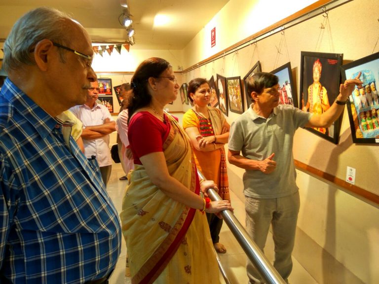 आदिवासी बांधव देशाची वनसंपदा जपण्याचे काम करत आहेत : महापौर मुक्ता टिळक