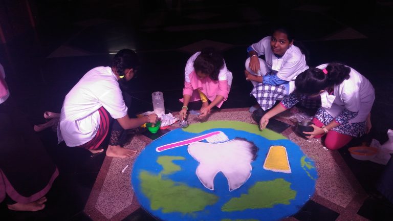 रंगूनवाला दंत महाविद्यालयात मौखिक आरोग्य दिन साजरा