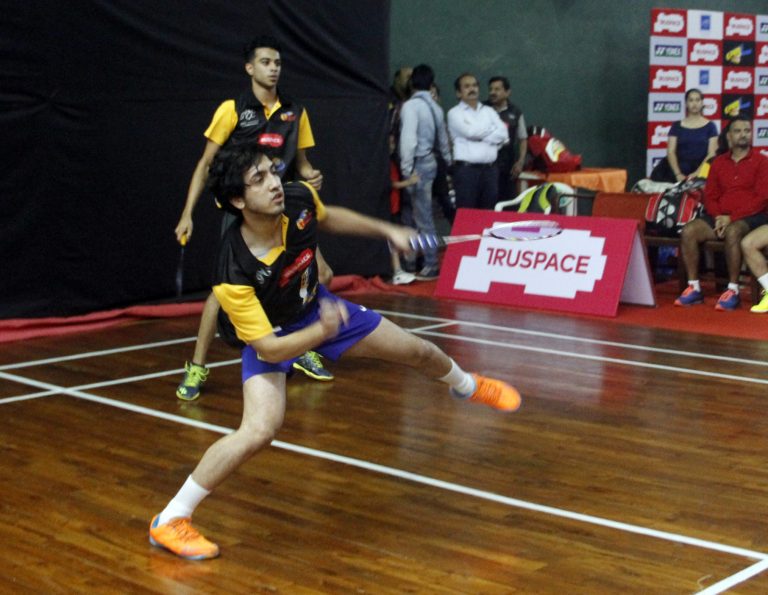 स्पुटनिक्‍स, फाल्कन्स संघांचा सलग दुसरा विजय