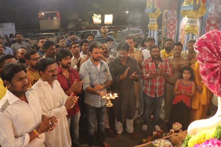 ‘मुळशी पॅटर्न’ या चित्रपटामधील कलाकारांचा पुणेकरांना सुखद धक्का!