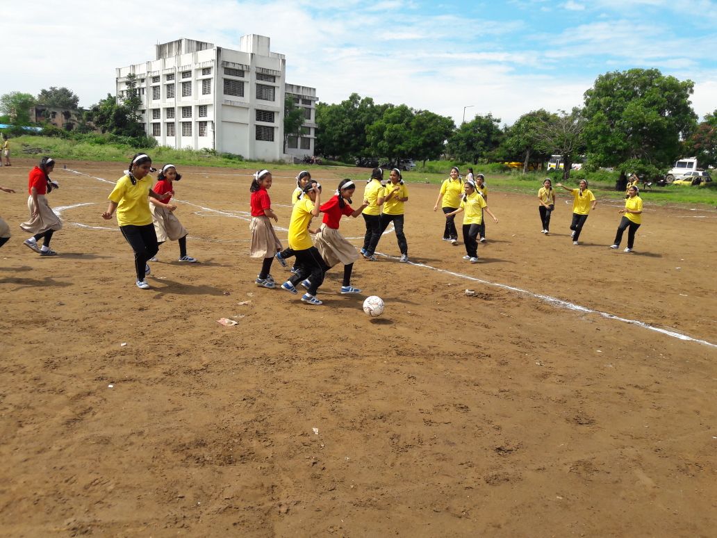 अरविंद एज्युकेशन सोसायटीत महाराष्ट्र फुटबॉल मिशनला उत्स्फूर्त प्रतिसाद