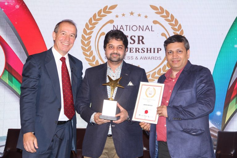 लक्ष्यला सर्वोत्तम एनजीओचा राष्ट्रीय पुरस्कार – क्रीडा क्षेत्राच्या उत्कर्षासाठी प्रशंसनीय लक्ष्यचे कार्य