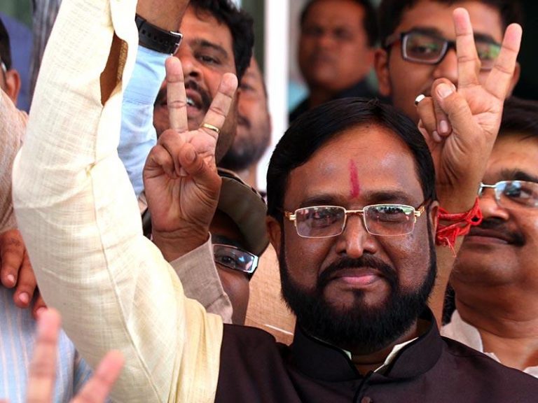 खासदार अमर साबळे यांच्यावर तात्काळ गुन्हा दाखल करावा  पुणे शहर पोलीस आयुक्तांना  भीम आर्मीच्या वतीने पत्र