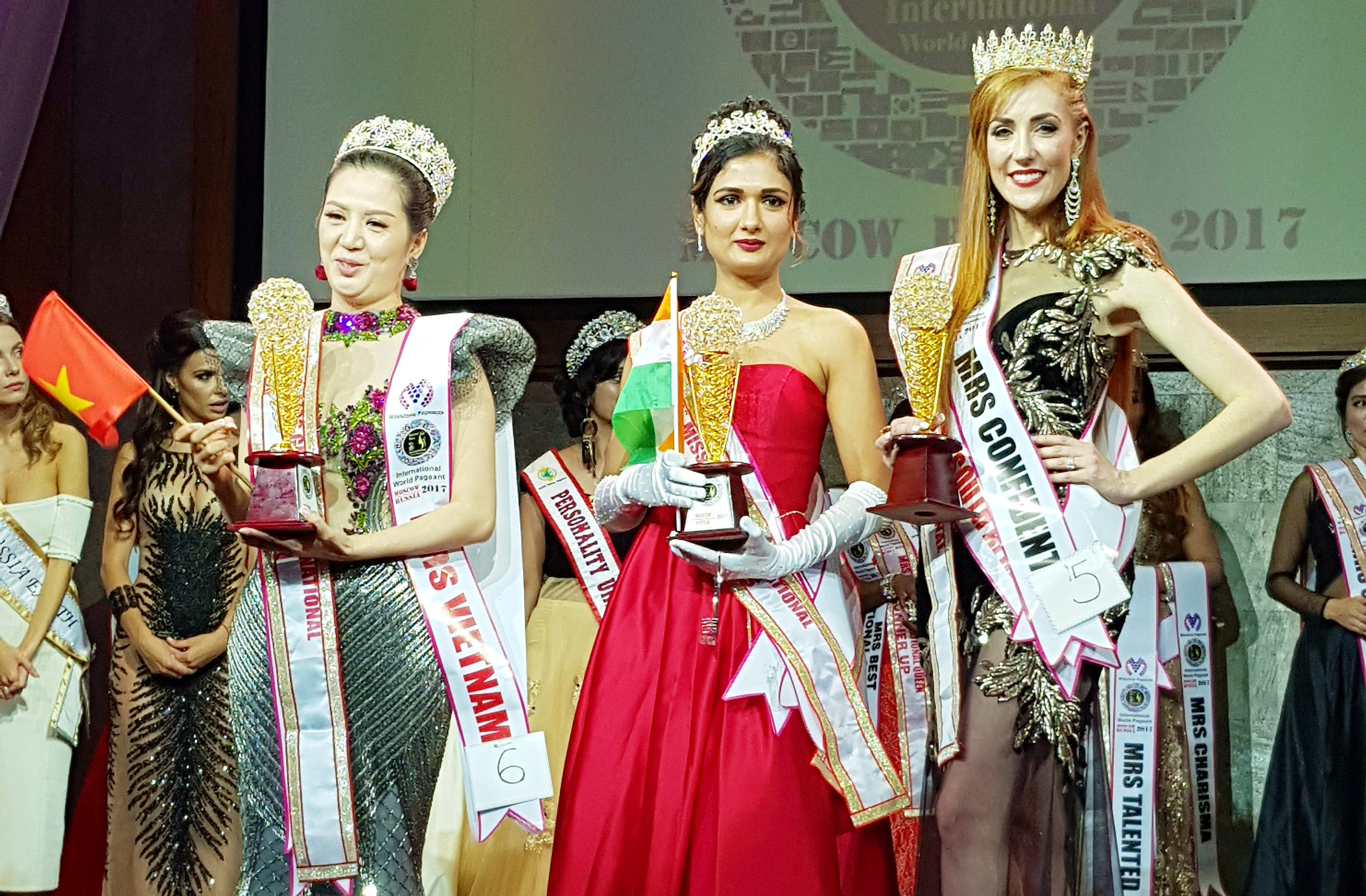 ईशा अगरवाल जिंकली माईलस्टोन मिस ग्लोबल वर्ल्ड इंटरनॅशनल पॅजन्ट  रशियामध्ये भारताची मान उंचावली