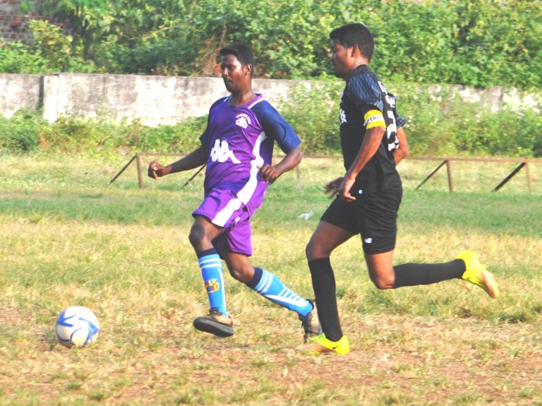 पुणे फुटबॉल लीग स्पर्धेत फिनआयक्यू, व्होबा संघांची आगेकूच -प्रकाश थोरातची हॅट्ट्रिक कामगिरी