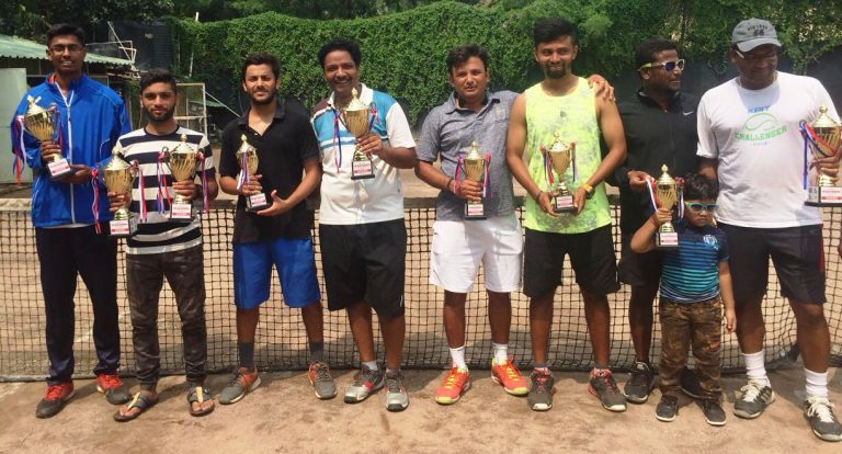ओम दळवी मेमोरिअल  करंडक पुरुष टेनिस अजिंक्यपद स्पर्धेत धरणीधर मिश्राला दुहेरी मुकूट