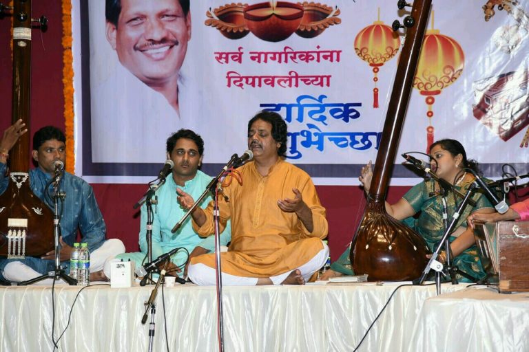 पिंपळे गुरवमधील दिवाळी पहाटमध्ये रसिक मंत्रमुग्ध
