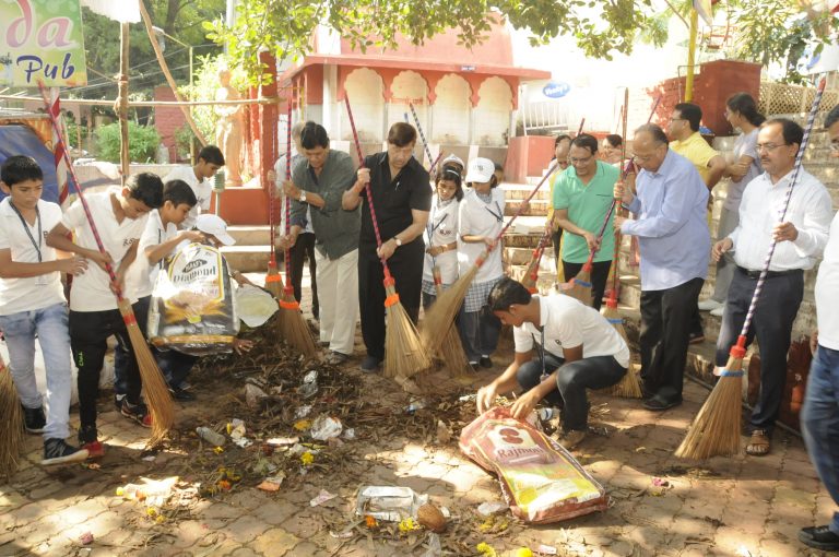 स्वच्छ भारत अभियानातून क्रांती घडेल – पालकमंत्री गिरीश बापट