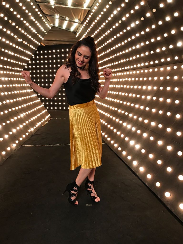 ट्विटरवर 100K चा टप्पा गाठणारी अमृता खानविलकर ठरली पहिली मराठी अभिनेत्री !