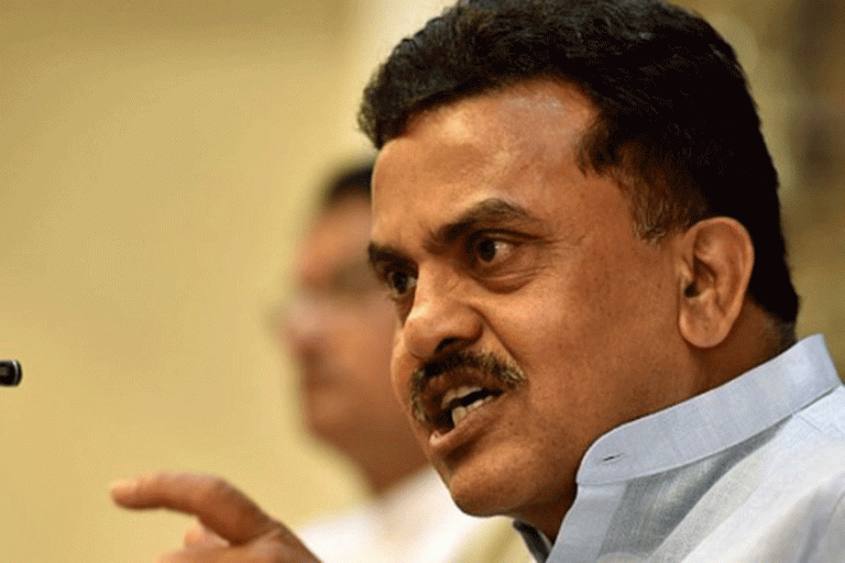 मुख्यमंत्र्यांच्या साथीनेच मनसे ची गुंडागर्दी -संजय निरुपम