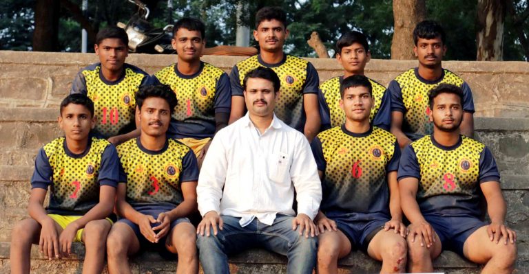 सृजन सुपर 20 युथ कबड्डी अजिंक्यपद स्पर्धेत वेताळेश्वर क्लब संघ विजयी