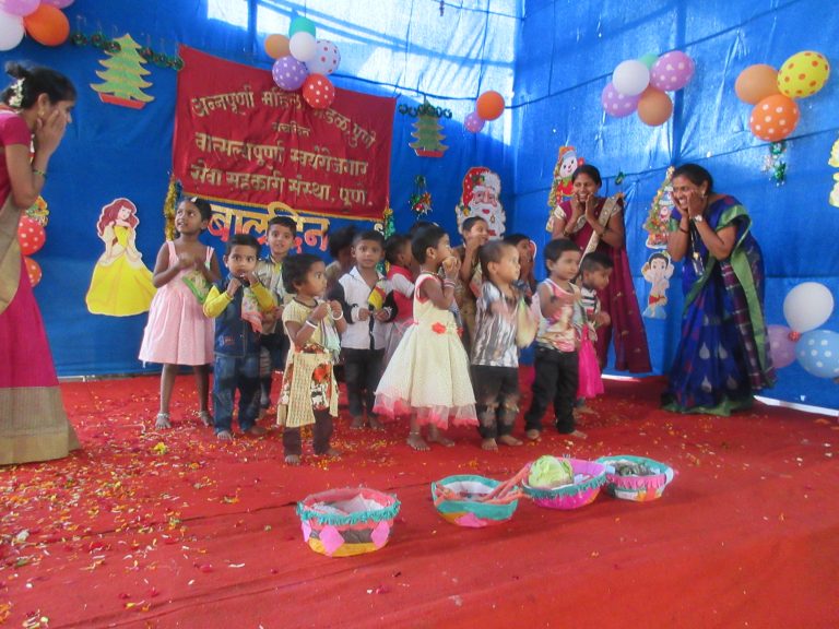 अन्नपूर्णा परिवाराचा बालदिन उत्साहात साजरा