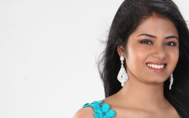 अन्वेषाचे आगामी “सजन घर आओ रे” म्युझिक सिंगल . . .