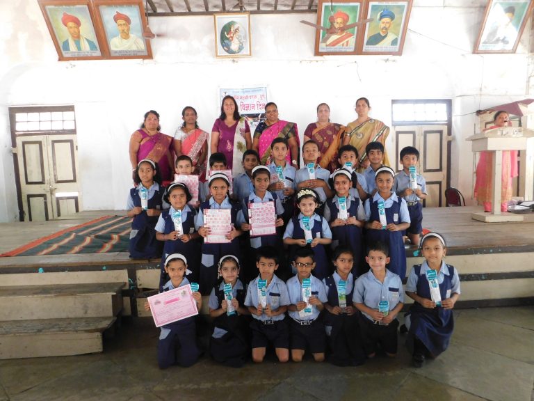 नविन मराठी शाळेत राजभाषा दिन उत्साहात साजरा