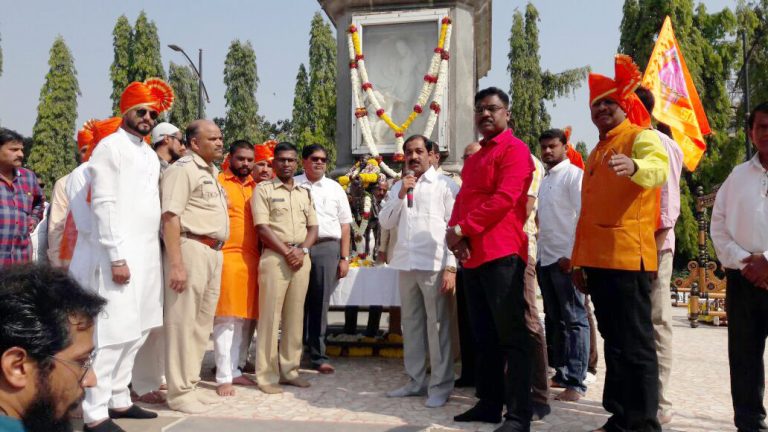 धर्मनिरपेक्ष छत्रपती शिवाजी महाराज देशाला समजले पाहिजेत…