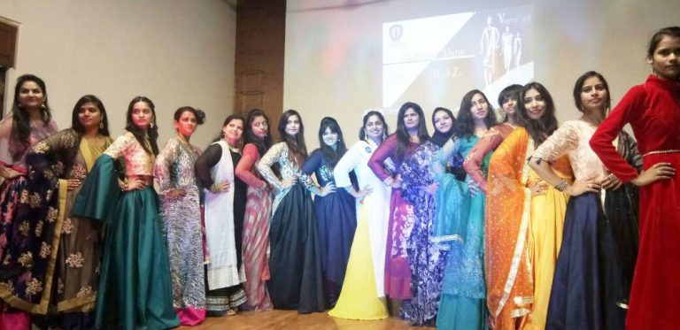 ‘पै इन्स्टिटयूट ऑफ फॅशन डिझाईन’ चा फॅशन शो