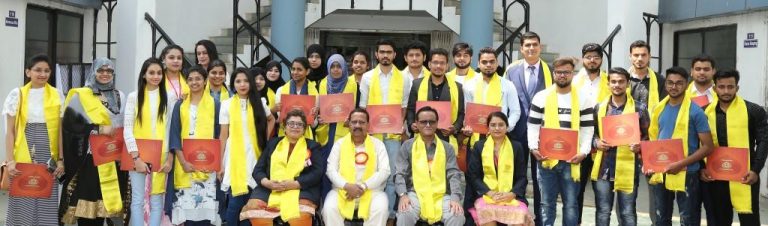 ‘अल्लाना कॉलेज ऑफ फार्मसी’मध्ये पदवी प्रदान सोहळा