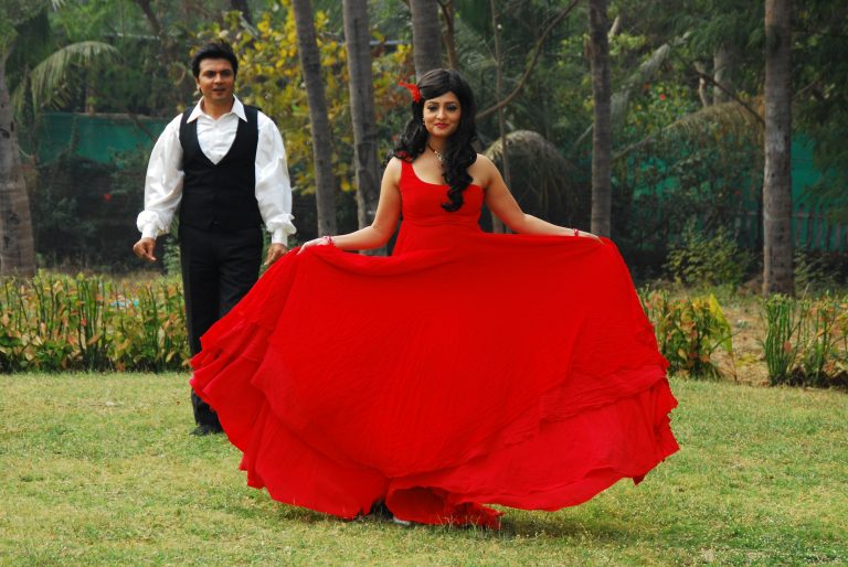 सस्पेंस थ्रिलर व फॅमिली ड्रामा पारख नात्यांची २० एप्रिलपासून