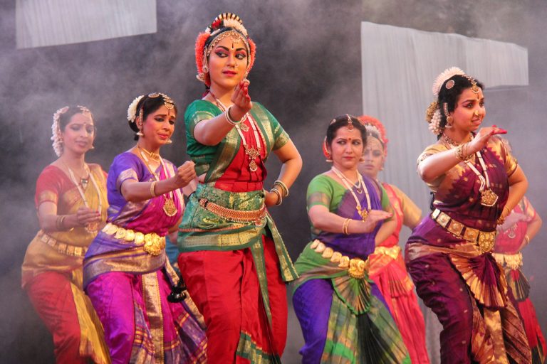 भरतनाट्यम्, कथक, कुचिपुडी, ओडिसीचे एकत्रित आविष्कार