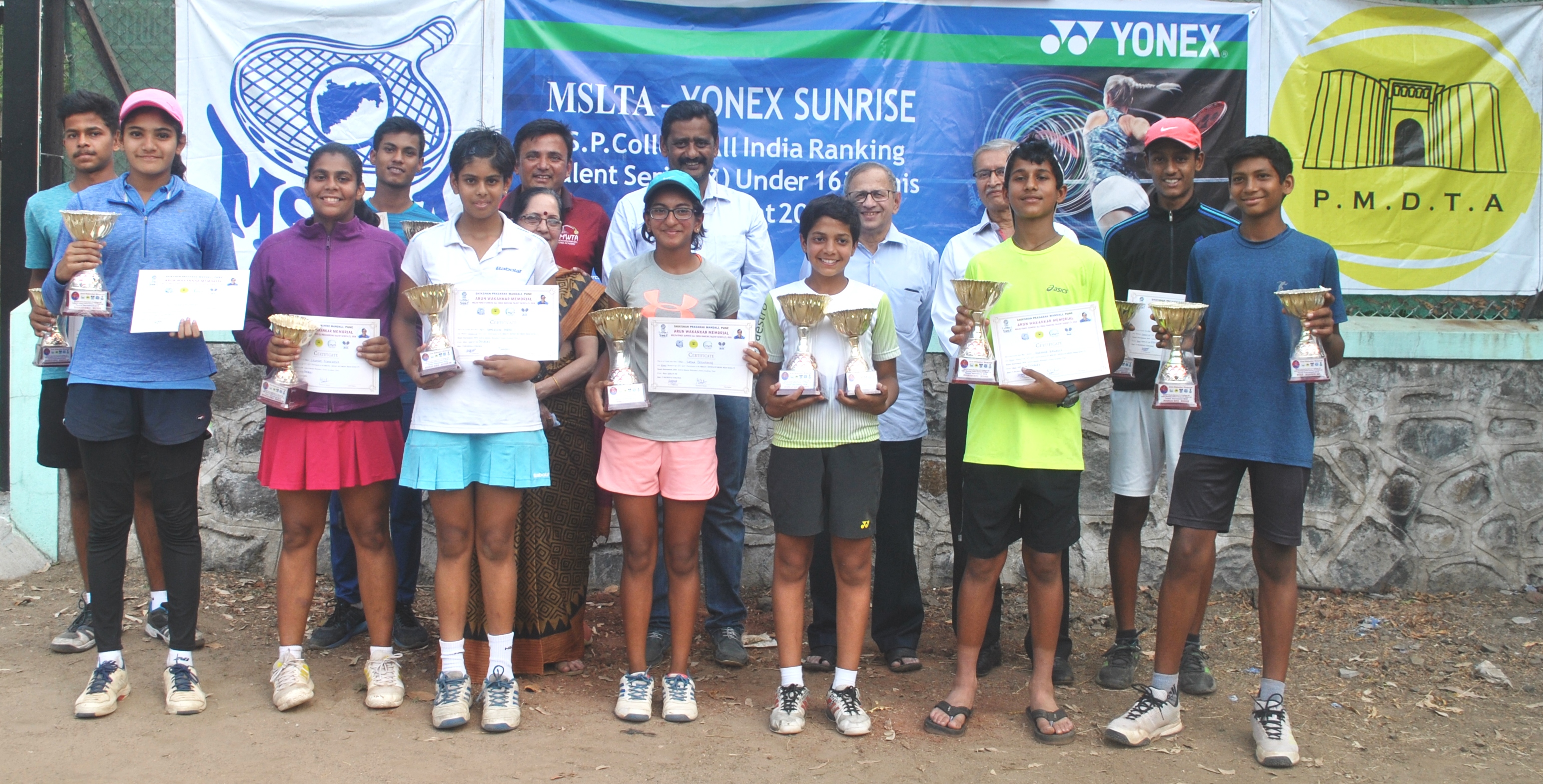 टॅलेंट सिरीज टेनिस स्पर्धेत सायना देशपांडे, यशराज दळवी यांना विजेतेपद