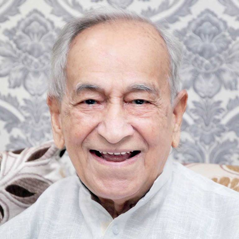 लोकशाही मुल्यांचा पुरस्कर्ता गमावला –   मुख्यमंत्र्यांची श्रध्दांजली…