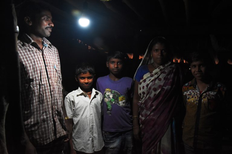 अतिदुर्गम ‘चांदर’मध्ये आता महावितरणच्या प्रकाशाचं चांदणं