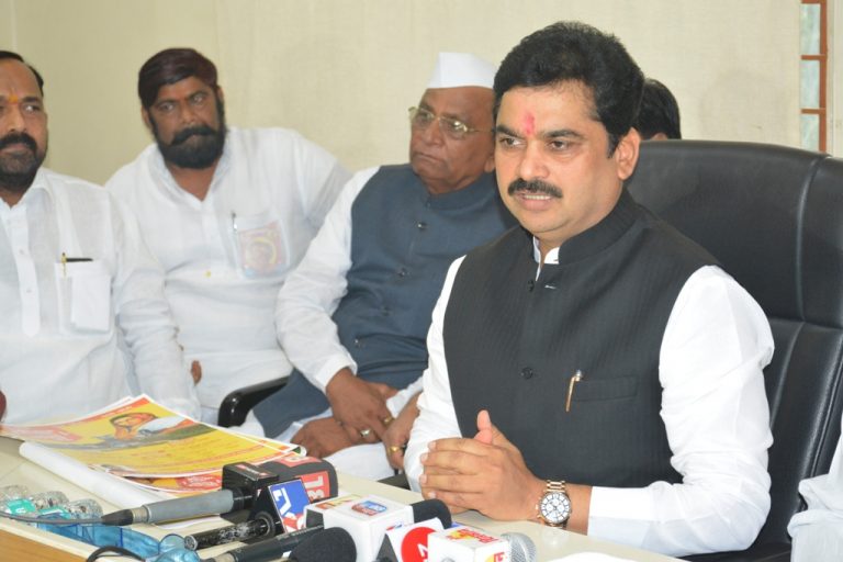 ​पुण्यश्लोक अहिल्यादेवी होळकर जयंती महोत्सव उत्साहात साजरा होणार  -जलसंधारण मंत्री प्रा. राम शिंदे