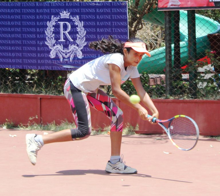 नॅशनल सिरीज् टेनिस स्पर्धेत समीक्षा श्रॉफ, स्वरा काटकर, कायरा शेट्टी, सोनल पाटील, ईरा शहा यांची आगेकूच