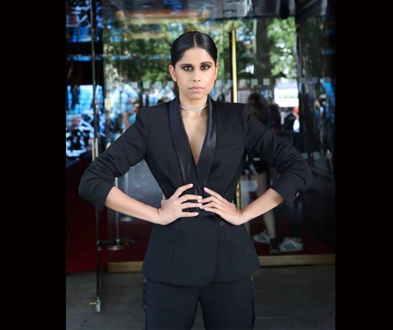 लंडन इंडियन फिल्म फेस्टिव्हलच्या रेड कार्पेटवर सई ताम्हणकरचा जलवा !