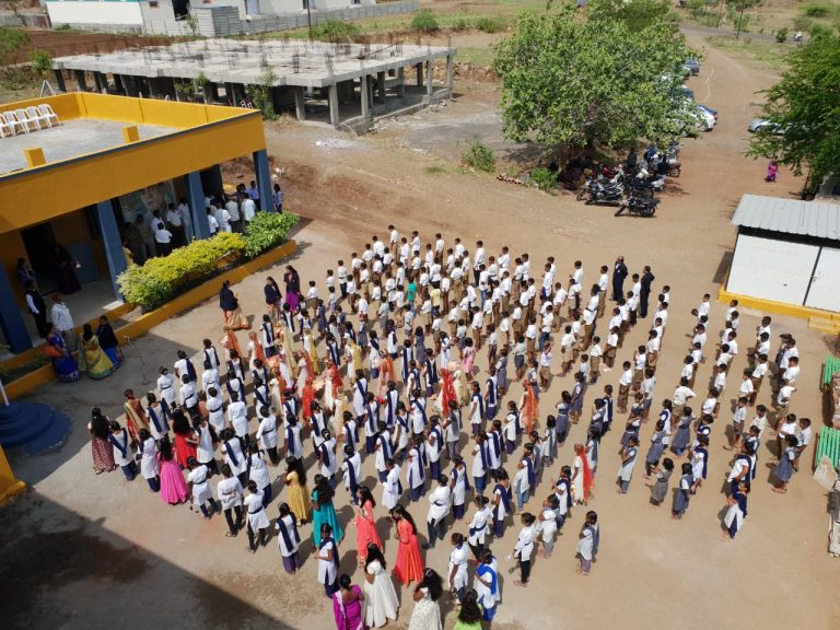 पुस्तकी ज्ञानापेक्षा प्रात्यक्षिक ज्ञान आवश्यक – सी. पी. त्रिपाठी