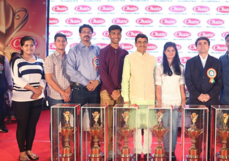 चाटे शिक्षण समूहाच्या गुणवंत विद्यार्थ्यांचा सत्कार सोहळा रंगला ..(व्हिडीओ