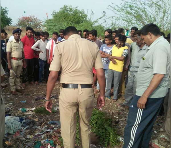 जळगावात 9 वर्षीय चिमुरडीचा अर्धनग्नावस्थेत‍ मृतदेह सापडला