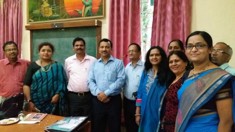 अधिकारी महासंघाच्‍या  दुर्गा महिला मंचची राज्यव्यापी बैठक संपन्न