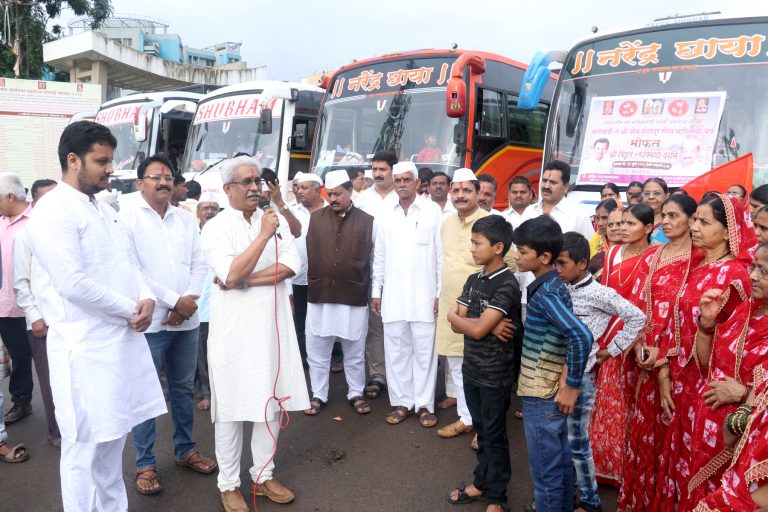 विठुरायाच्या भेटीस हरिनामाच्या गजरात चालला वैष्णवांचा मेळा…!