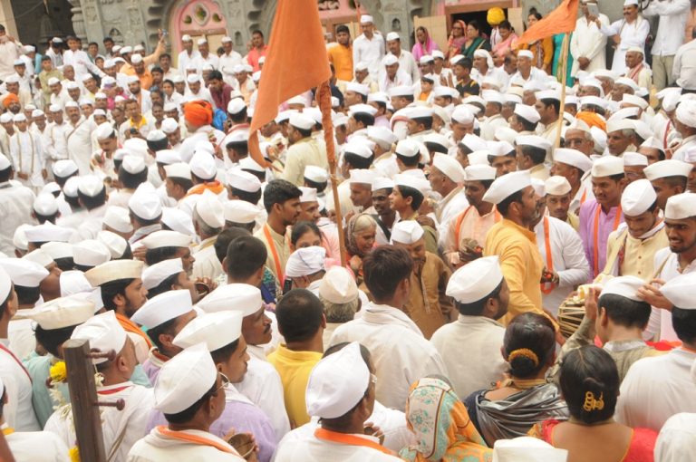 श्री संत तुकाराम महाराज पालखी सोहळ्यास प्रारंभ