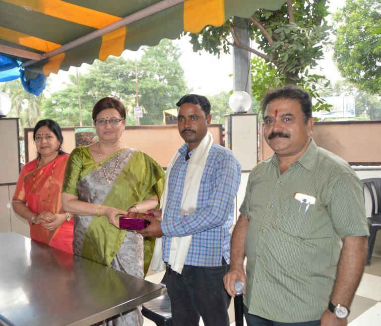 मनपा कर्मचाऱ्यांचा स्मार्ट सिटीच्या उभारणीत मोलाचा वाटा….महापौर मुक्ता टिळक.