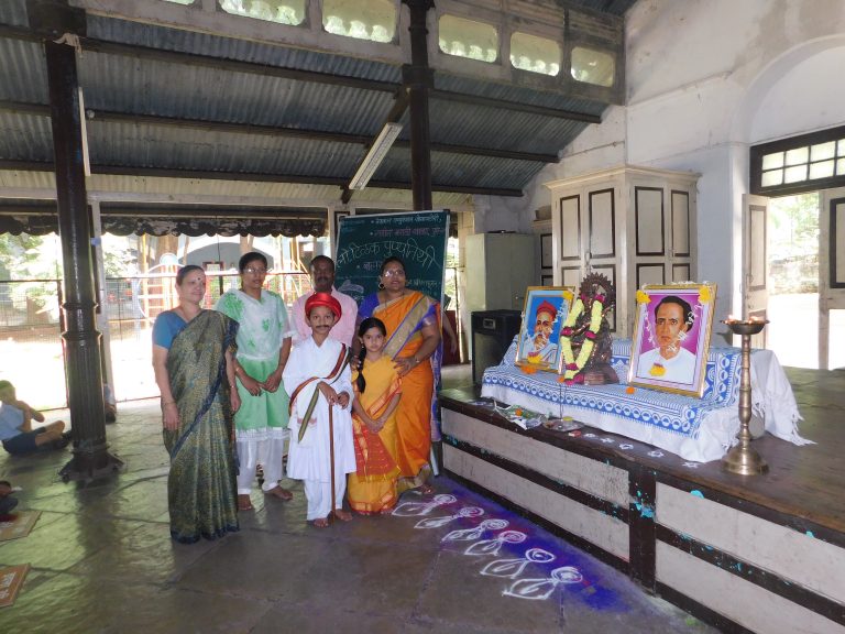 लोकमान्य टिळक पुण्यतिथी व शाहीर अण्णाभाऊ साठे जयंती  साजरी