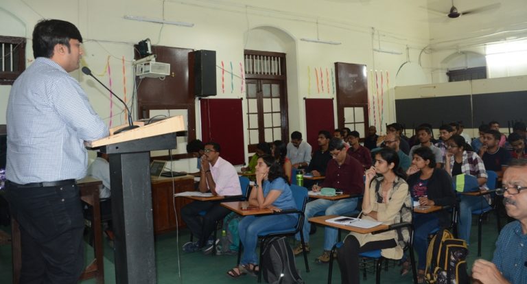 फेक न्यूज रोखण्यासाठी स्वयंनियमन हाच उपाय– संदीप गादिया