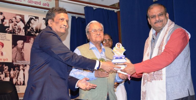 आचार्य अत्रे स्‍मृति प्रतिष्‍ठानचा हास्‍य-विनोद-आनंदमहोत्‍सव