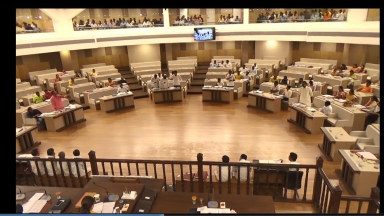 स्थायीच्या खास अधिकारात नगरसेवकाच्या भावाची ‘उपमुख्यलेखापालपदावर  बहुमताच्या आधारे नियुक्ती