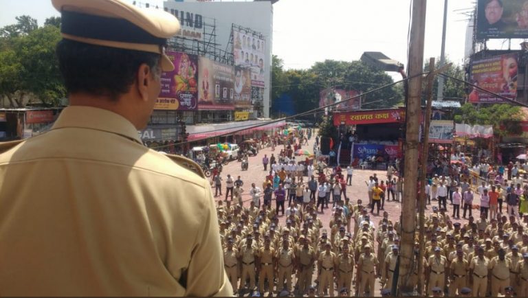मिरवणूक संपली ..चलो चले अपने घर … आयुक्तांनी केले पोलिसांच्या कामाचे कौतुक