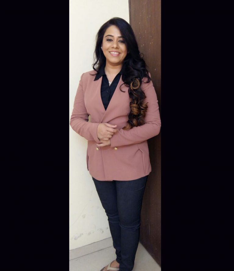 राधिकाचा जीव धोक्यात