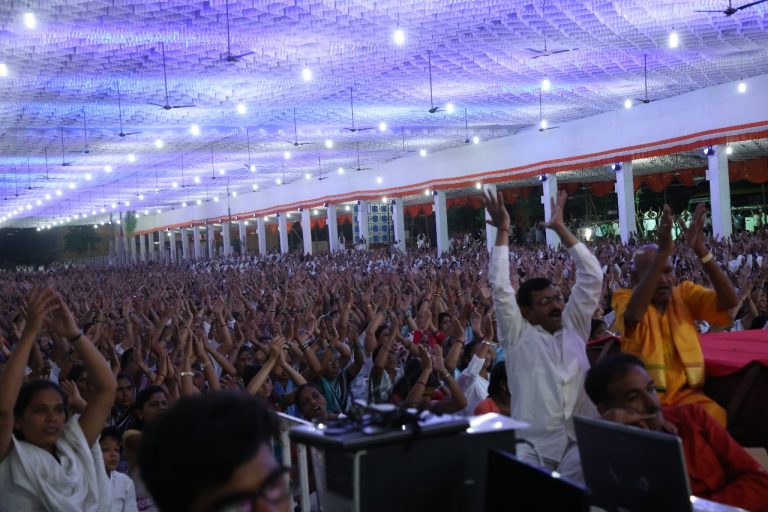 शाकाहाराच्या शपथेची ‘गोल्डन बुक’मध्ये नोंद