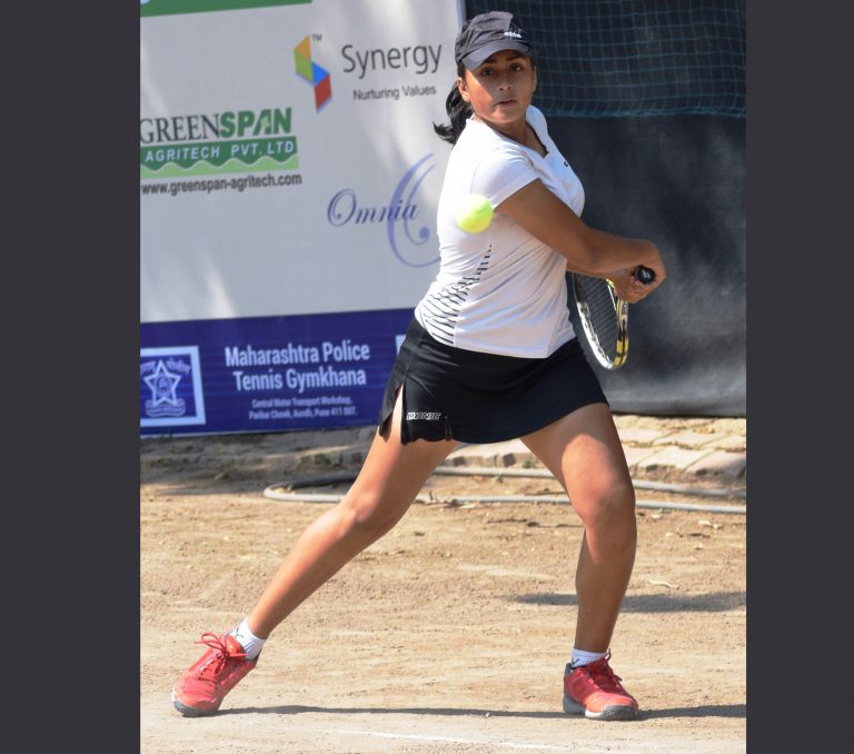 टेनिस स्पर्धेत सुहित लंका, मोहित बेंद्रे, गायत्री बाला, आकांक्षा नित्तुरे यांचा मानांकीत खेळाडूंवर विजय